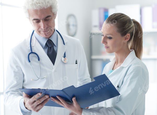 Devenir secrétaire médicale : un métier au cœur des soins